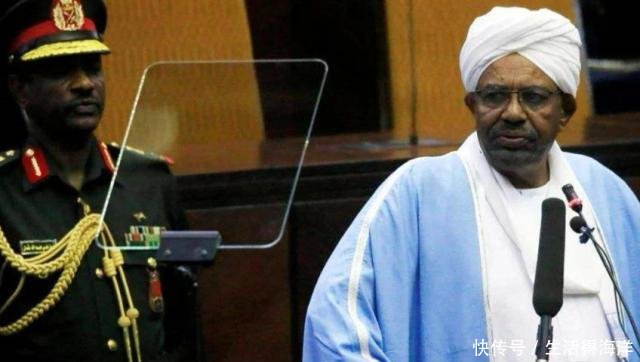 我国发射首颗卫星是