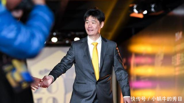 为什么李铁任主教练