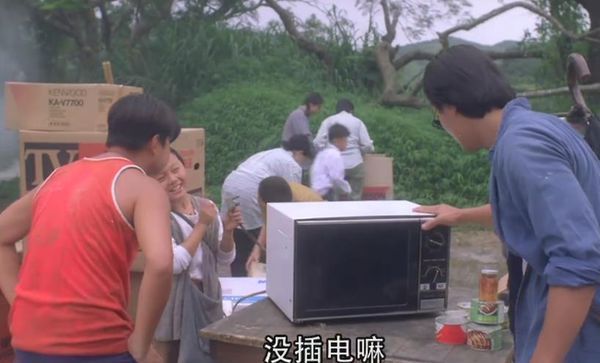 释小龙和李连杰演什么电影?