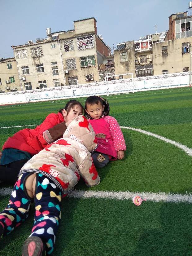 社会人可以考英语或日语等级证吗?