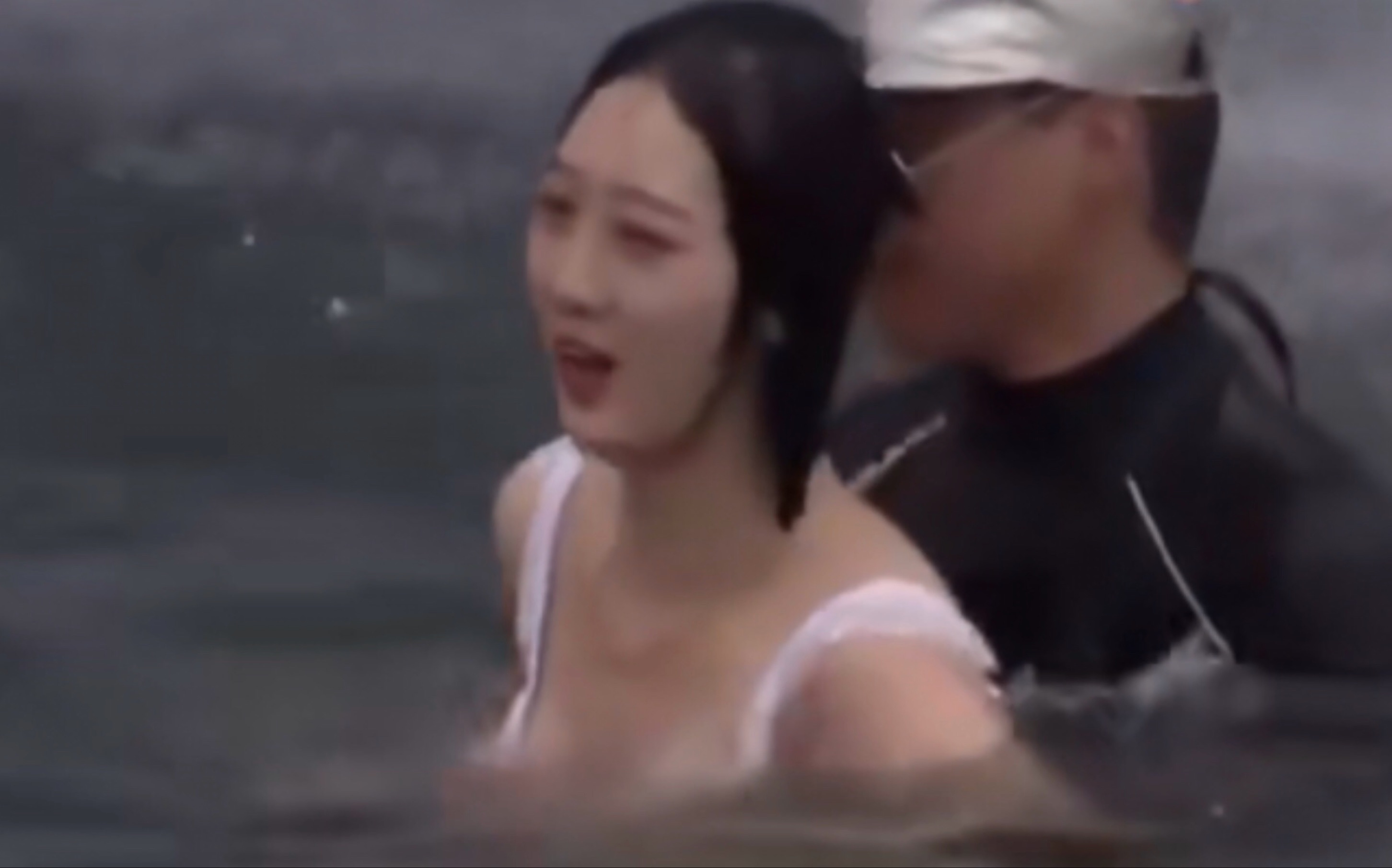 曲线惊艳全场, 身材最完美比基尼模特美女闯关上梁山好兔视频上传时间