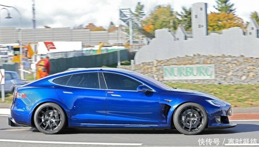 特斯拉造电池吗