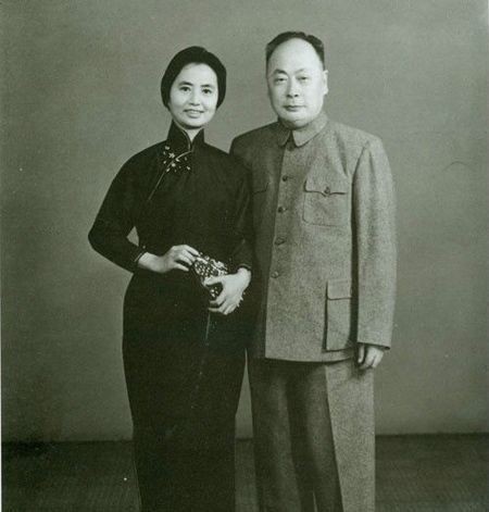 张茜(1922年1月5日--1974年3月20日),女,湖北武汉人,陈毅同志的夫人