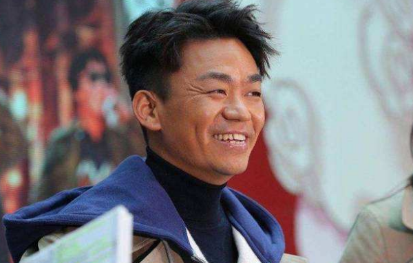 王宝强演的一部电视剧!是个瞎子 听电台很厉害的!电视叫什么名字?