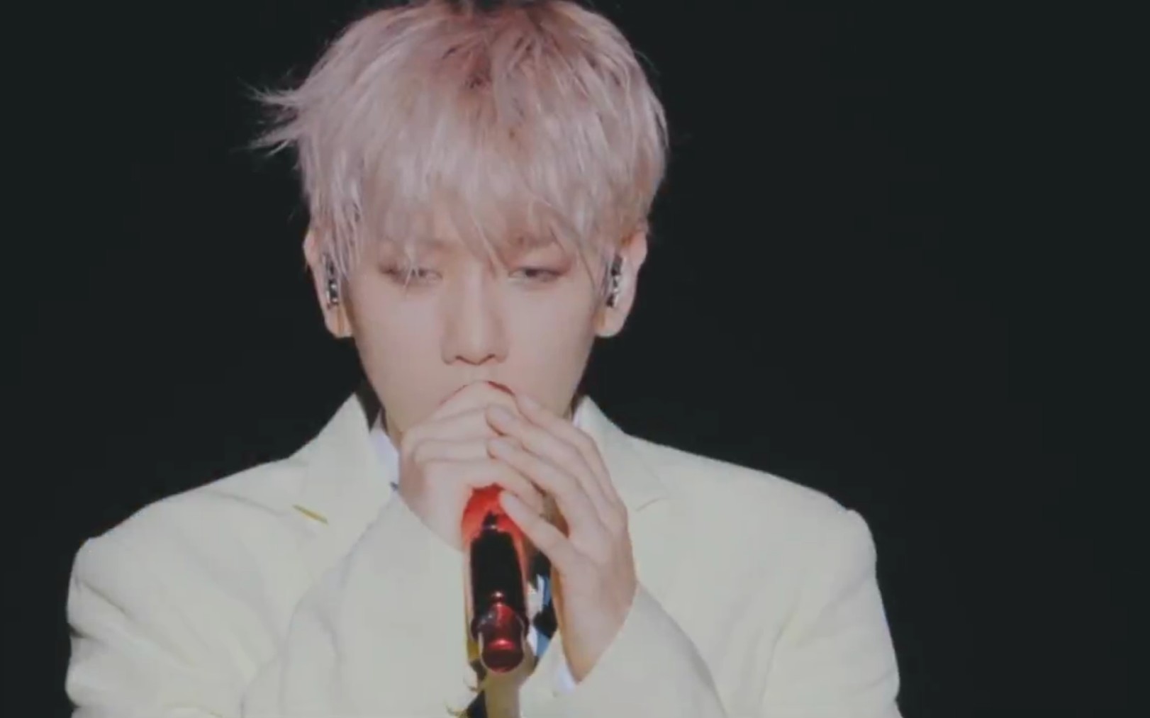 【exo-cbx】小分队演唱会最喜欢的一part,吹爆边伯贤控场能力