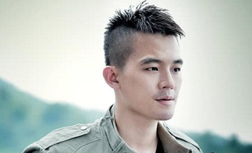 《黑白禁区》的评分是多少?