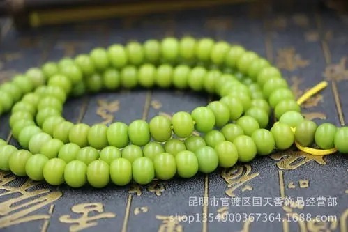 绿色的菩提根是天然的吗?