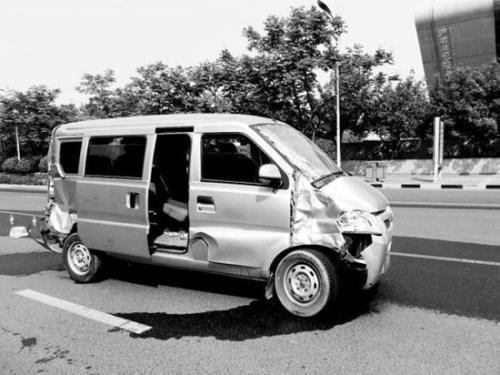 西安买辆面包车拉货,需要办什么手续?