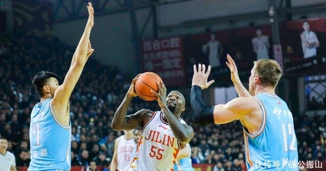 山东和吉林男篮的比分