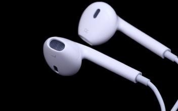 iphone耳机线控失灵,
