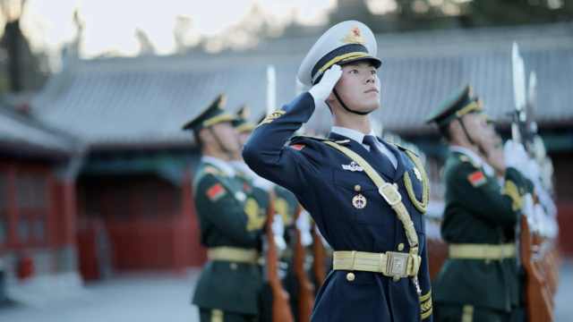 国庆阅兵护旗手:身高腿长都有要求