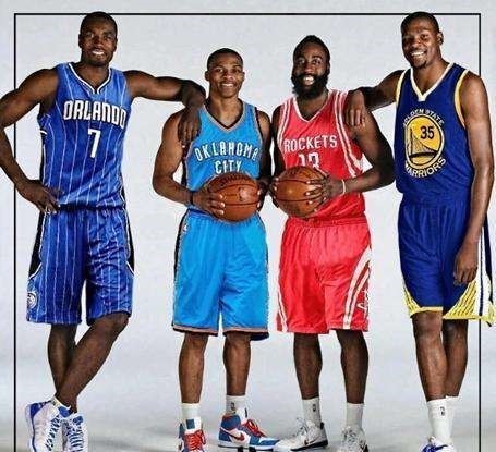 威少和杜少谁年龄更大