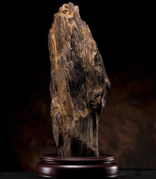 沉香木怎么鉴别