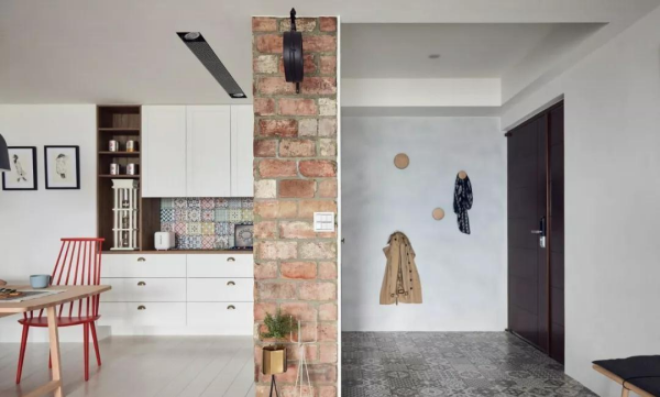 走进门就是餐厅和客厅的户型怎样设计玄关?