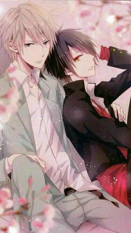 这两张耽美图片分别来自哪部动漫或者漫画?