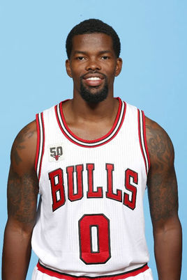 阿隆-布鲁克斯是哪个队的?