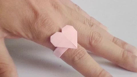 创意 折纸教程: 用纸折出来的爱心 戒指