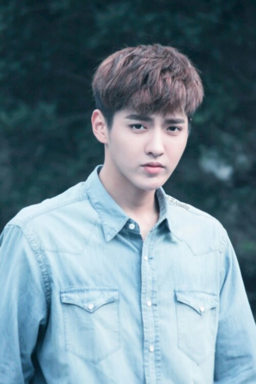 染个这样的头发在北京大约要多少钱