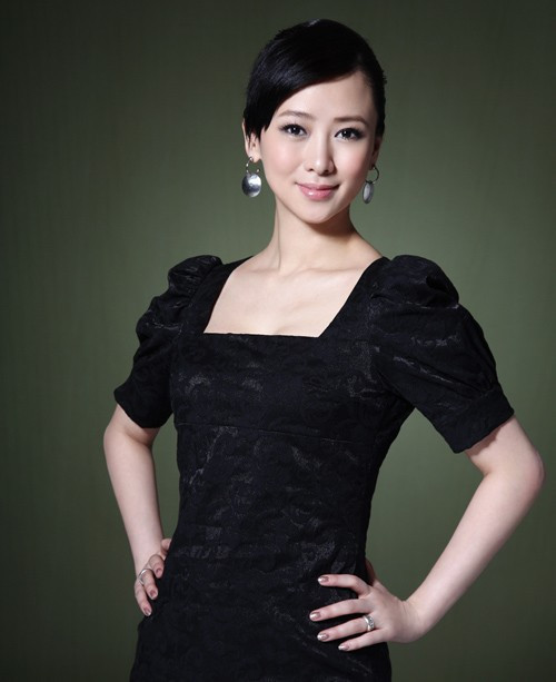 活佛济公雪女扮演者