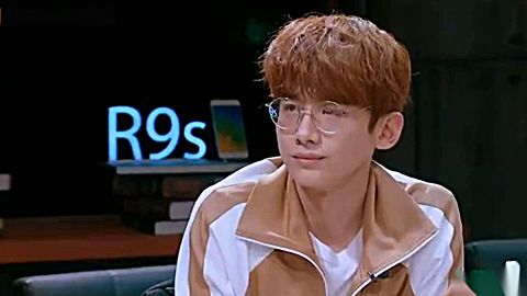  b>明星大侦探第二季 /b>04案博物馆奇妙夜:魏保安发现白的母亲失踪了