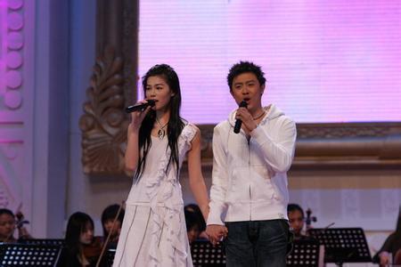 魏三简介老婆照片