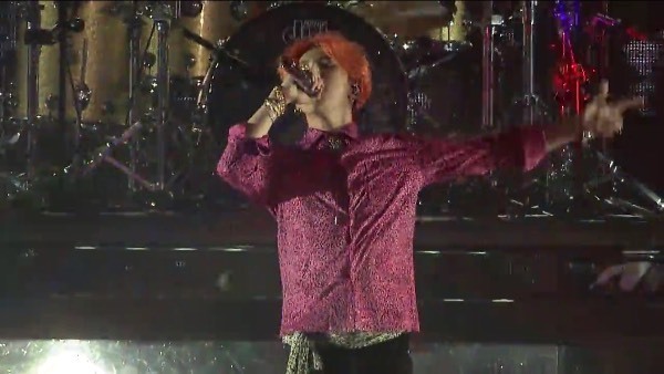 权志龙sober演唱会的这件衬衫是什么牌子的呢