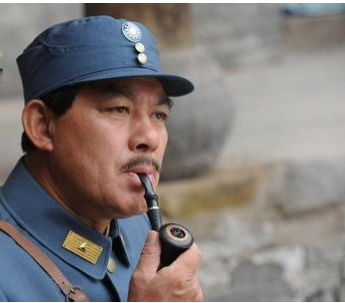 讲述1943年日军密谋偷袭山西,得知情报的敌后武工队李天虎(鲁诺 饰)