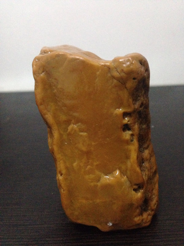 这块黄龙玉原石怎么样,长高各10厘米,厚5厘米