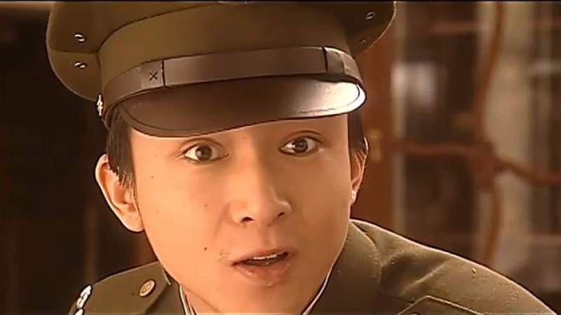 古城童话:大叔死了十几年,又突然出现,可把美女吓得够呛