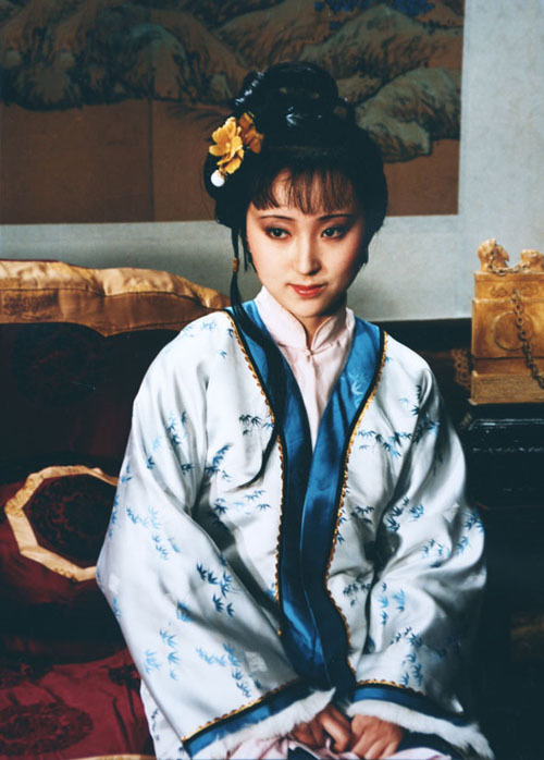 《红楼梦87版》全集中的林黛玉是一个怎样的人?