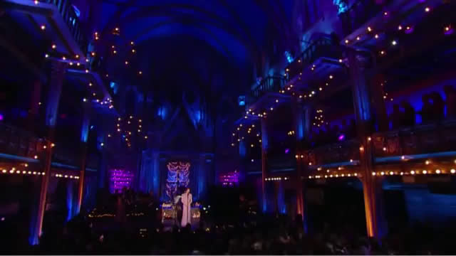 [图]Florence and The Machine - Never Let Me Go-MTV Unplugged