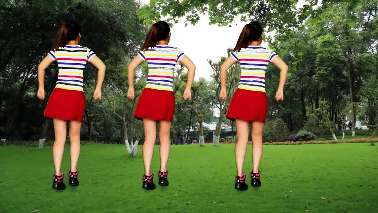 红豆广场舞《情火》歌美舞美人更美,简单好看!