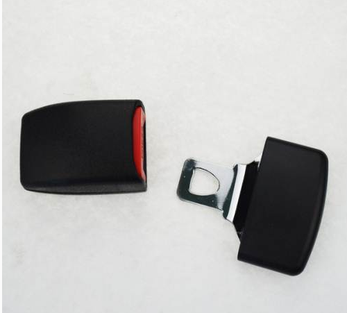 属于高处作业人员用安全带制锁部件,该锁扣由带锁芯的扣座和带锁芯槽