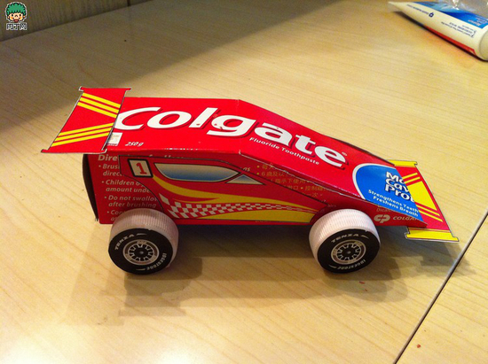 如何手工制作会跑的小汽车