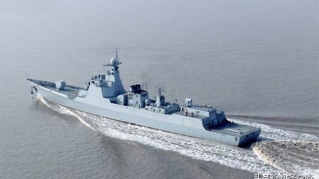 江苏省迎来1艘052dl改进型驱逐舰—苏州 b>舰 /b>,满载排水量7700余吨