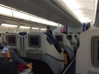 东航R舱是什么意思