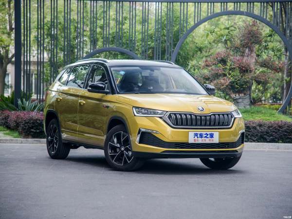 定位为小型suv,柯米克gt搭载1.5l和1.2t两种动力