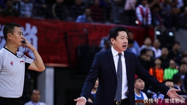 浙江广厦双小外援