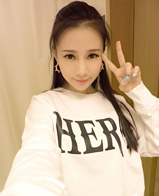 伊芙蕾雅是小智带红的吗?