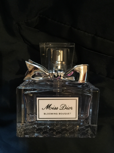在聚美优品买的Miss Dior香水 感觉香味和包装