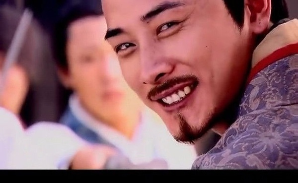 满意答案   个人简历   《美人心计》 饰 刘盈/窦长君   姓 名: 罗晋