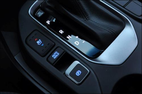 北京现代名图手刹在哪?_360问答