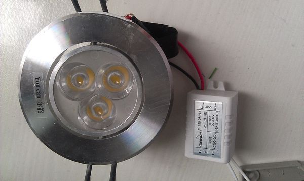 是启动器坏了,还是led灯坏了?