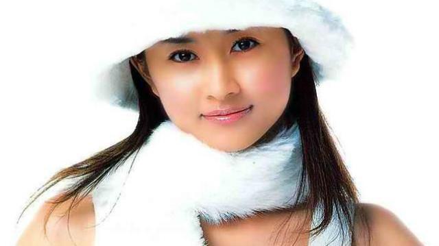 一首 火风,陆苹原唱的老歌《妹妹等等我》,很好听,送给大家.