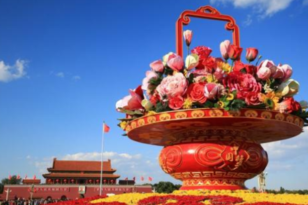 分析"站起来","富起来"到"强起来"的指导思想和发展战略分别是什么?