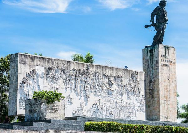 古巴旅游值得去的地方?和值得买的东西是什么