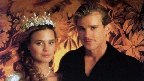 请问一部电影的名字,外国片一个老者跟一个小