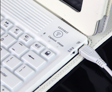 苹果平板电脑蓝牙键盘怎么用