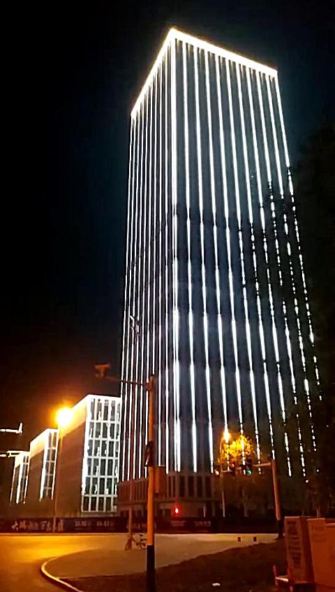 河北邯郸市led七彩硬灯条  工程专用 高亮品质以专业