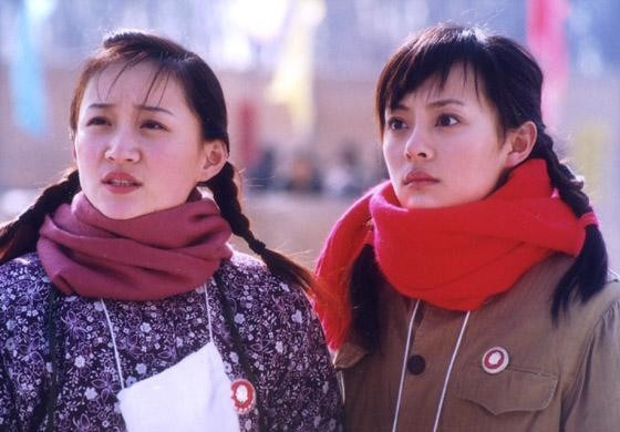 《血色浪漫》十多年前就看过了,潘艺心,她在电视剧中饰演的角色是罗芸